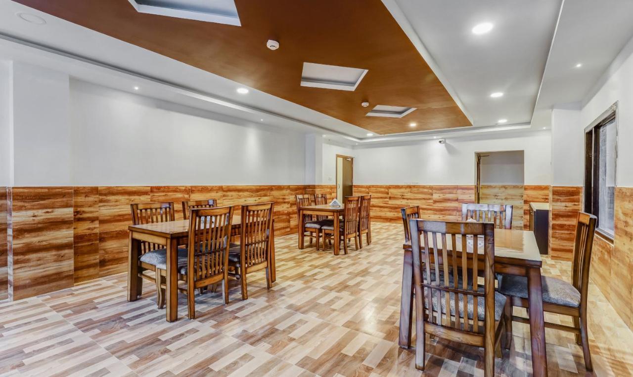Treebo Hotel Mobi Vip Airport Guwahati Esterno foto